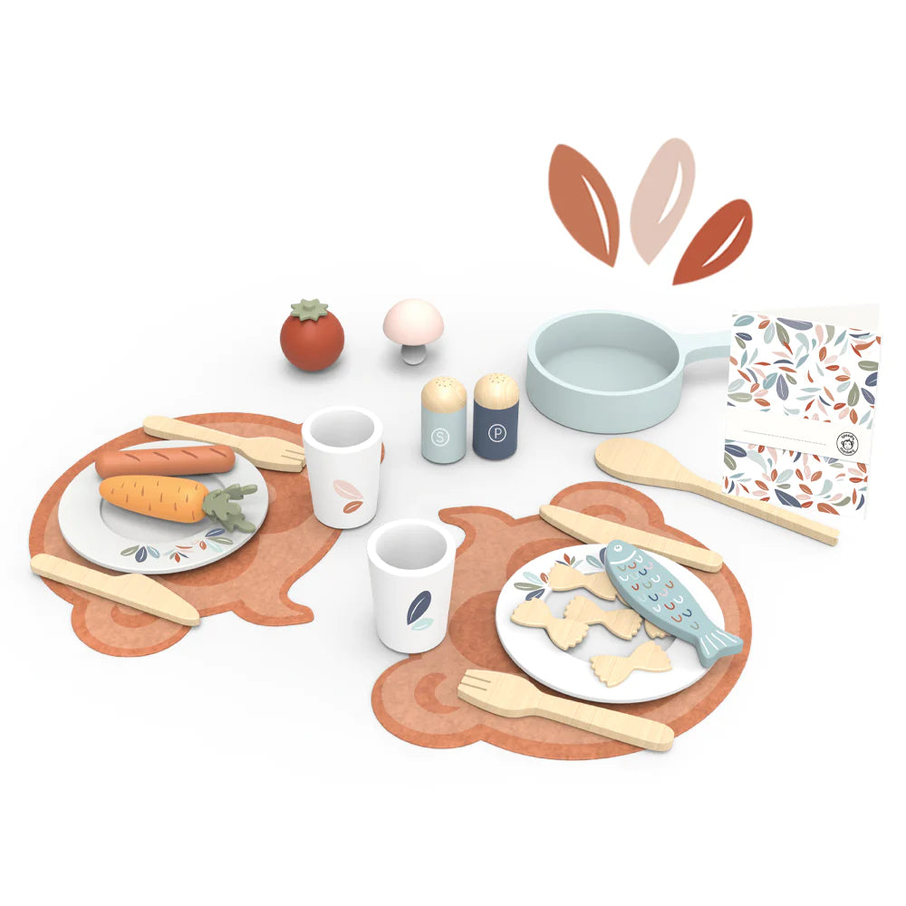 Dining Set with 19 accessories